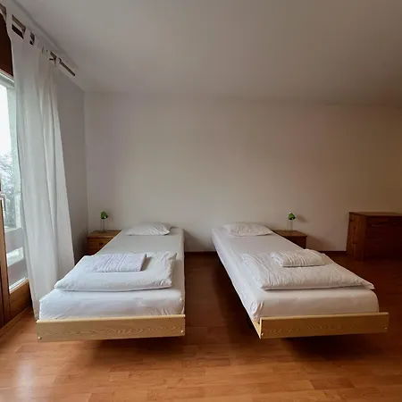 아파트 2 Personnes Avec Parking Vionnaz